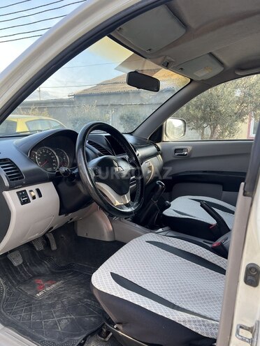 Mitsubishi L200 2011, 344,165 km - 2.5 l - Bakı