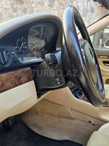 BMW 525 2002, 358,000 km - 2.5 l - Bakı
