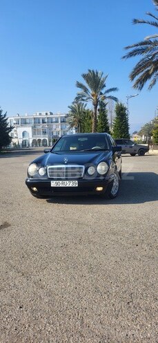 Mercedes E 230 1996, 540,000 km - 2.3 l - Astara