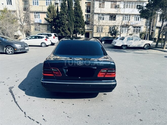 Mercedes E 220 d 2001, 386,386 km - 2.2 l - Bakı