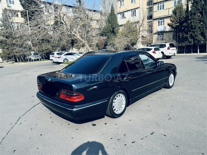 Mercedes E 220 d 2001, 386,386 km - 2.2 l - Bakı