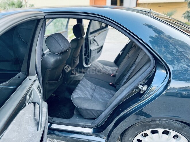 Mercedes E 220 d 2001, 386,386 km - 2.2 l - Bakı