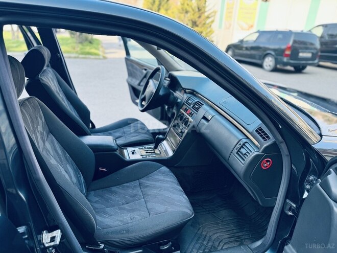Mercedes E 220 d 2001, 386,386 km - 2.2 l - Bakı