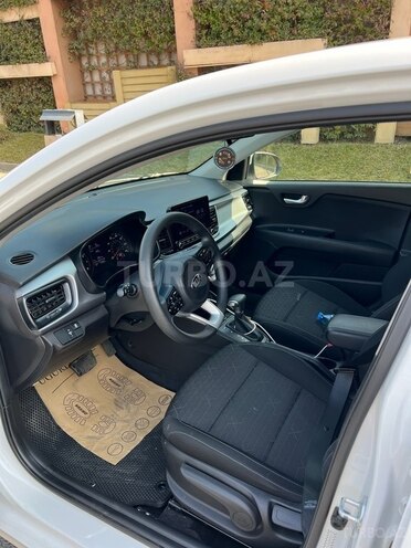 Kia Rio 2021, 92,320 km - 1.6 l - Bakı