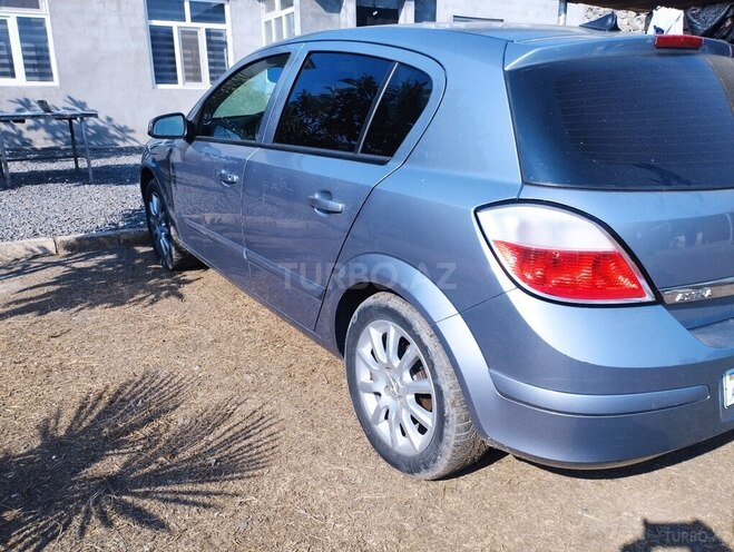 Opel Astra 2004, 270,000 km - 1.4 л - Bakı
