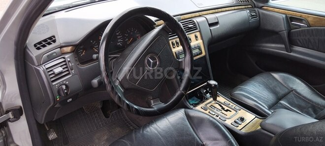 Mercedes E 240 1999, 500,000 km - 2.4 l - Şəmkir