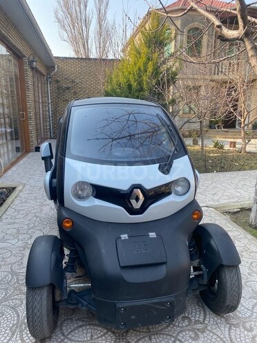 Renault  2019, 18,000 km - 0.0 l - Bakı