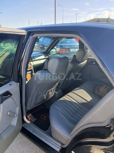 Mercedes E 220 1994, 300,000 km - 2.2 l - Bakı