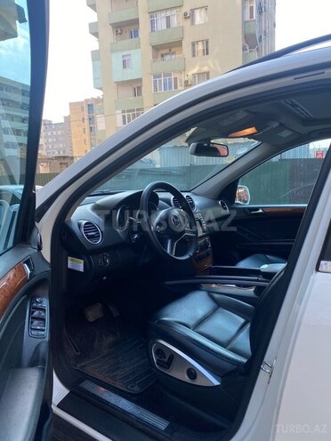 Mercedes ML 320 4MATIC 2009, 256,000 km - 3.5 л - Bakı