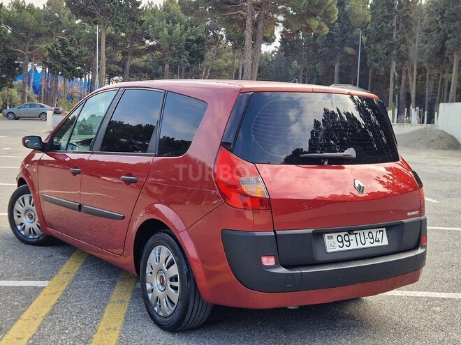 Renault Scenic-10
