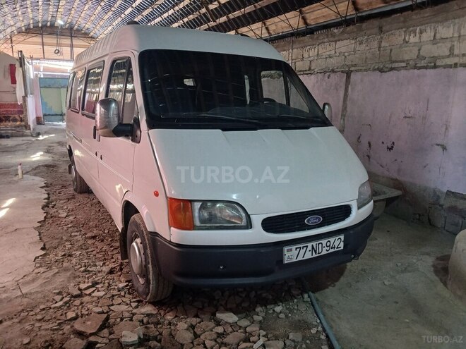 Ford Transit 2000, 356,000 km - 2.5 l - Quba