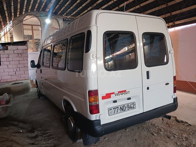 Ford Transit 2000, 356,000 km - 2.5 l - Quba