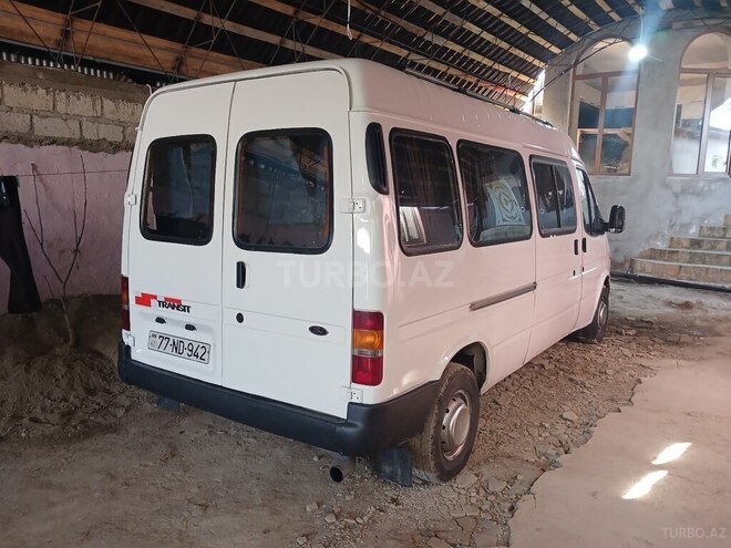 Ford Transit 2000, 356,000 km - 2.5 l - Quba