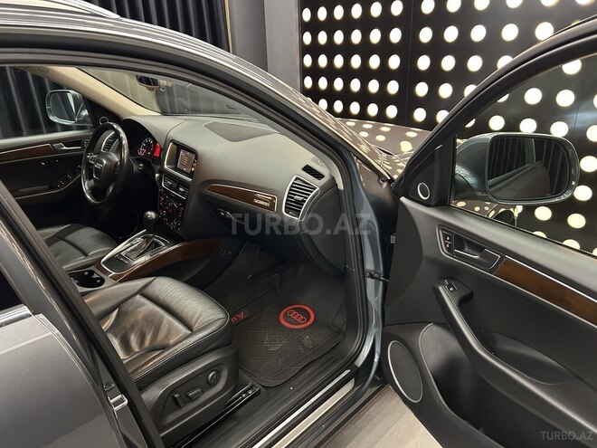 Audi Q5-11