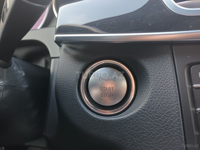 Mercedes E 220 d-6