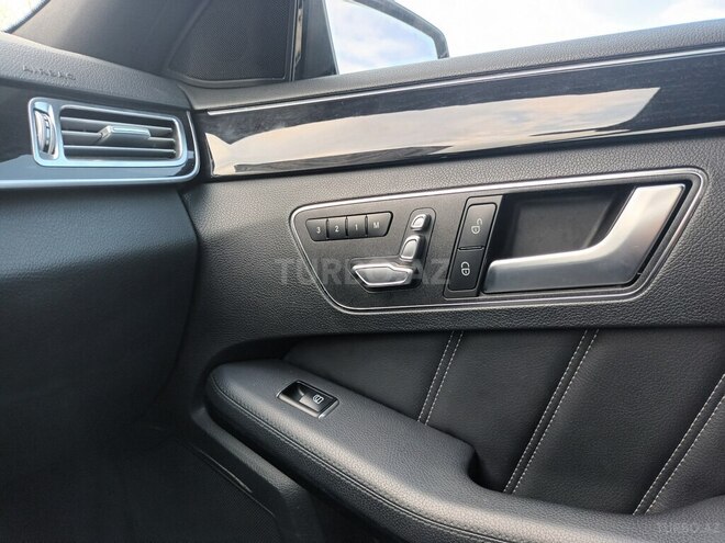 Mercedes E 220 d-9