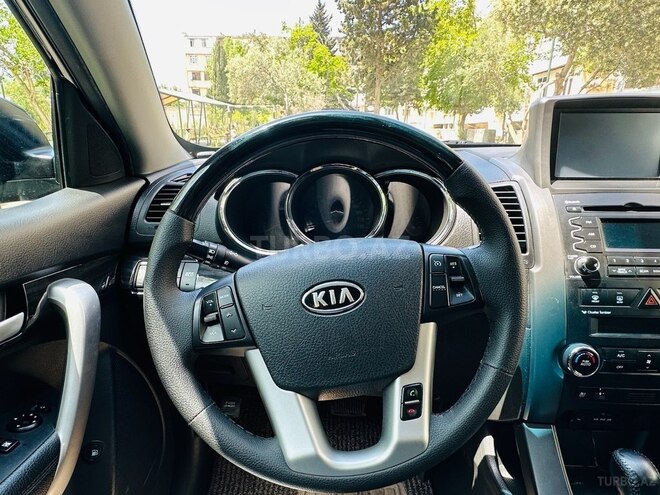 Kia Sorento-8