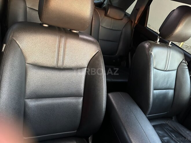Kia Sorento-12