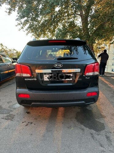 Kia Sorento-16