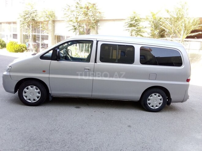 Hyundai H-1 2004, 169,000 km - 2.5 l - Bakı