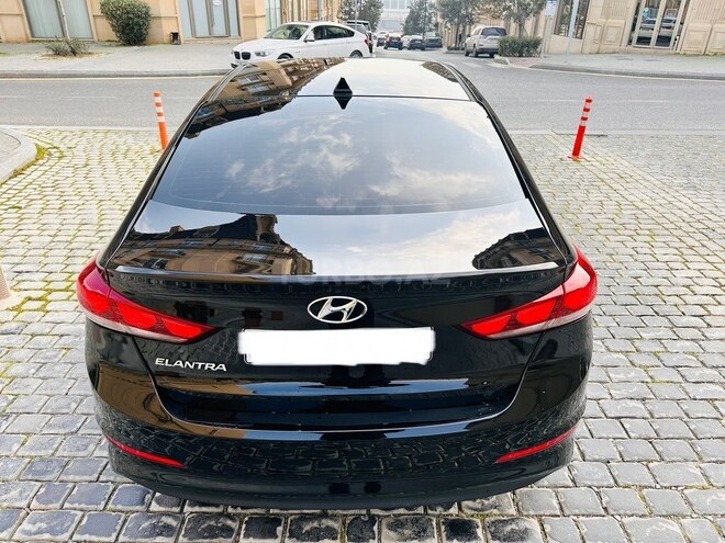 Hyundai Elantra 2015, 107,231 km - 2.0 л - Bakı