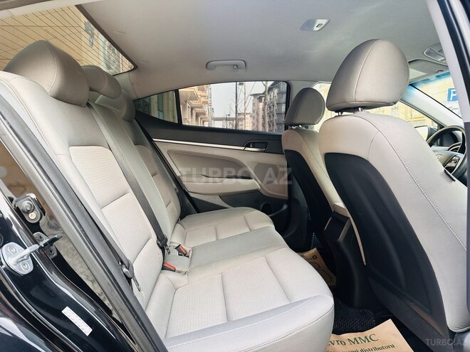 Hyundai Elantra 2015, 107,231 km - 2.0 л - Bakı