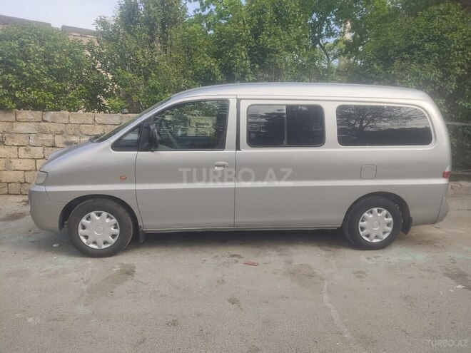 Hyundai H-1 2004, 169,000 km - 2.5 l - Bakı