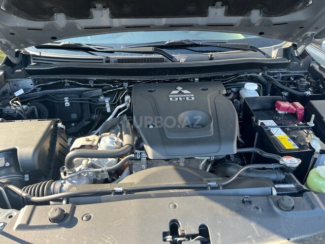 Mitsubishi L200-18