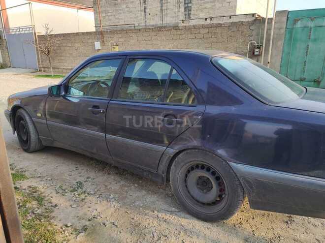 Mercedes C 240 1999, 255,600 km - 2.6 л - Bakı