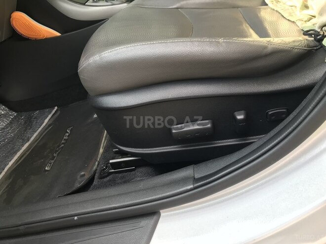 Hyundai Elantra 2012, 237,773 km - 1.8 l - Oğuz