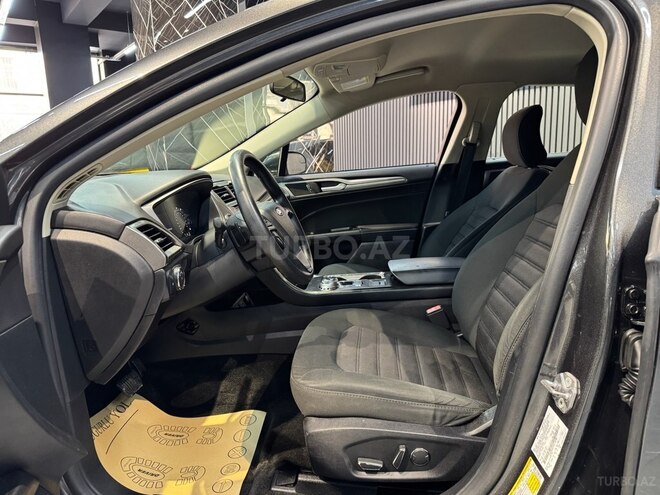 Ford Fusion (North America)-17