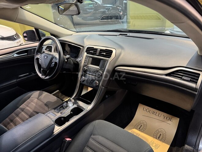Ford Fusion (North America)-15