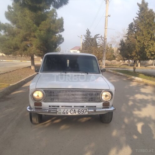 LADA (VAZ) 21011 1978, 71,500 km - 1.5 л - Salyan