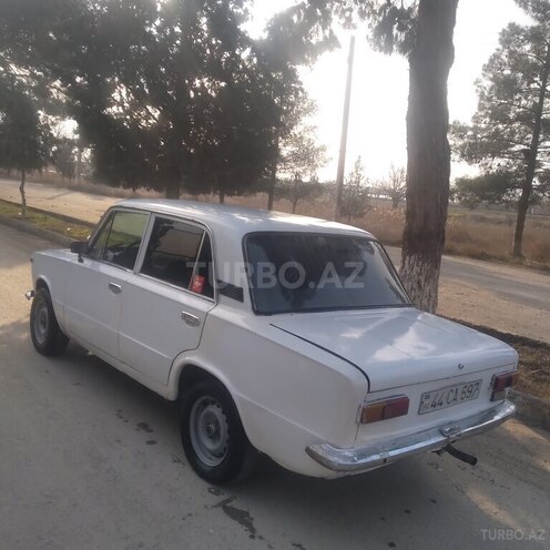 LADA (VAZ) 21011 1978, 71,500 km - 1.5 л - Salyan