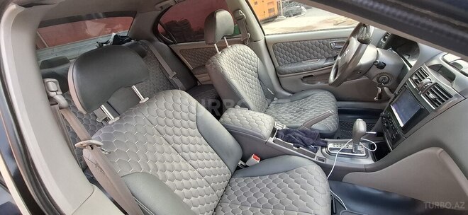 Nissan Maxima-12