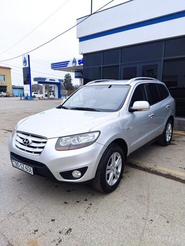 Hyundai Santa Fe-3