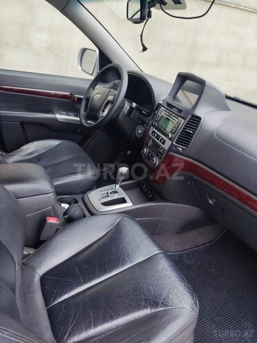 Hyundai Santa Fe-11