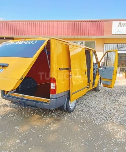 Ford Transit 2006, 240,000 km - 2.2 л - Astara