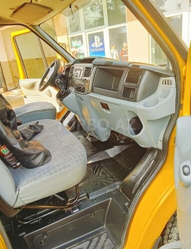 Ford Transit 2006, 240,000 km - 2.2 л - Astara
