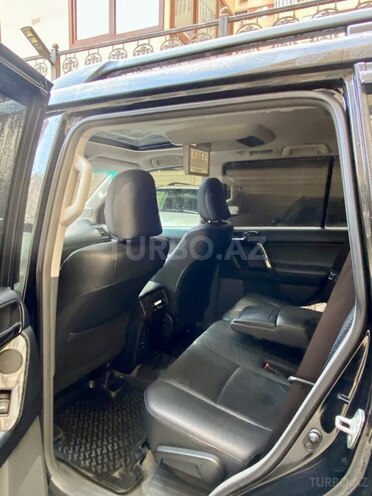 Toyota Land Cruiser Prado 2009, 195,000 km - 3.0 l - Bakı