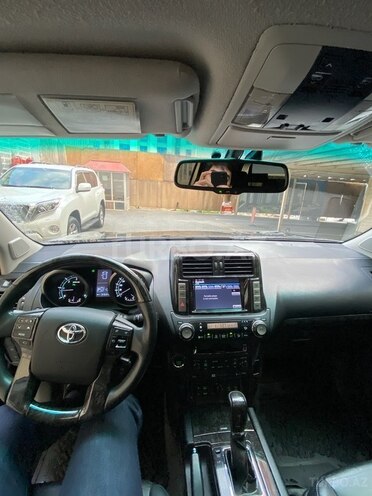 Toyota Land Cruiser Prado 2009, 195,000 km - 3.0 l - Bakı