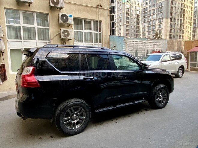 Toyota Land Cruiser Prado 2009, 195,000 km - 3.0 l - Bakı