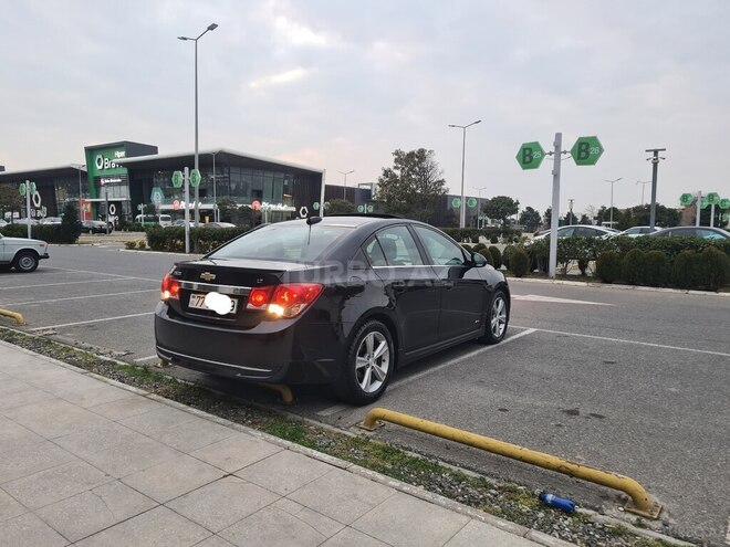 Chevrolet Cruze-4