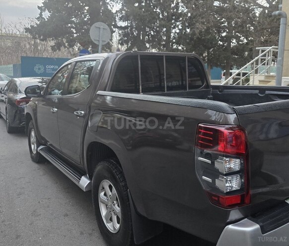 Mitsubishi L200 2021, 90,000 km - 2.5 л - Bakı