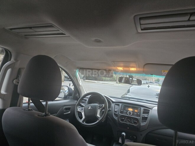 Mitsubishi L200 2021, 90,000 km - 2.5 л - Bakı