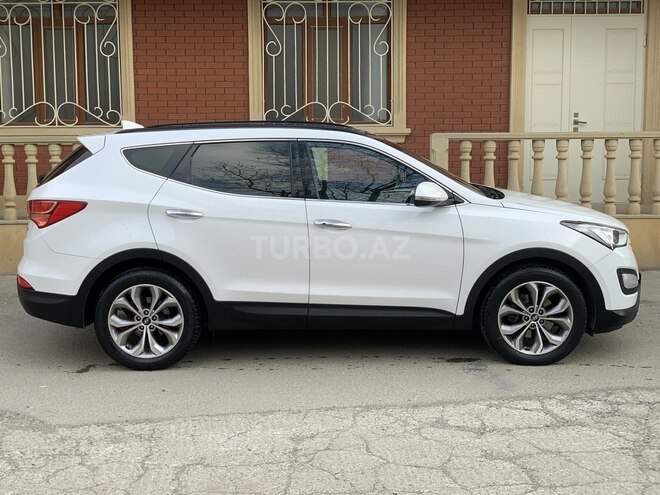 Hyundai Santa Fe-3