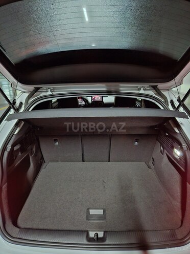 Audi Q2 e-tron-9