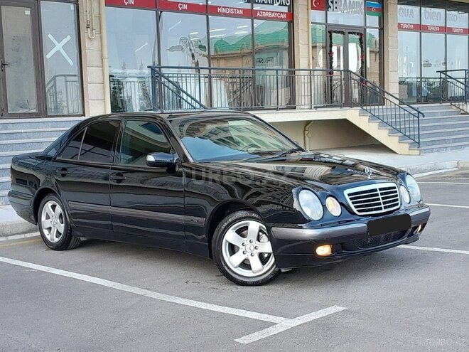 Mercedes E 220 d 1999, 438,000 km - 2.2 l - Sumqayıt