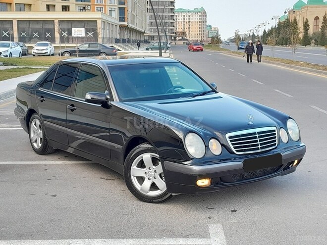 Mercedes E 220 d 1999, 438,000 km - 2.2 l - Sumqayıt