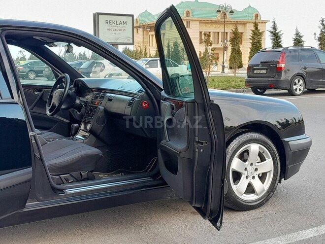 Mercedes E 220 d 1999, 438,000 km - 2.2 l - Sumqayıt